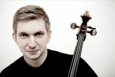 Tomáš Jamník vystoupí s orchestrem Akademie komorní hudby a Václavem Luksem v kostele sv. Šimona a Judy