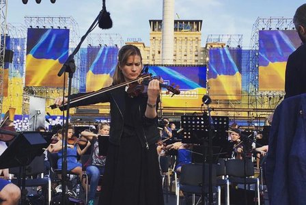 Hudebníci stále pomáhají Ukrajině