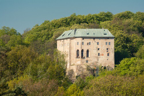 O svatební krajce: Tajemný hrad Houska skrývá cestu do pekla