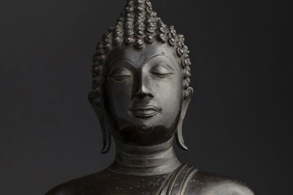 Buddha zblízka a jóga