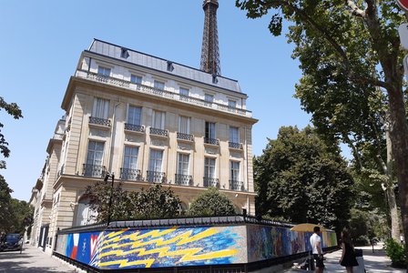 Český street art pod „Eiffelkou“. Proč ne?