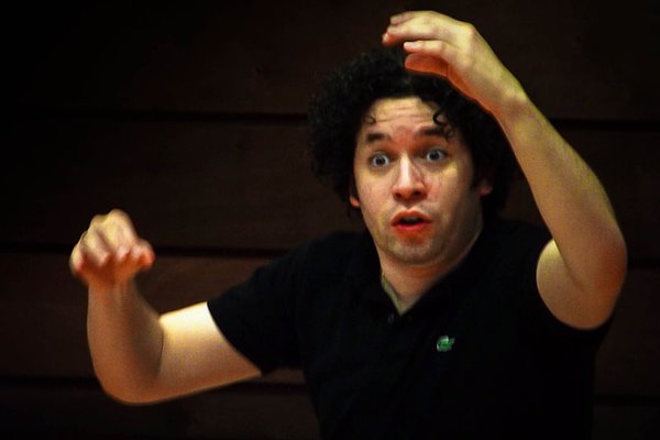 Gustavo Dudamel novým hudebním ředitelem Pařížské opery