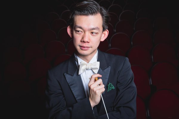 Dirigent Čuhei Iwasaki míří do Plzně