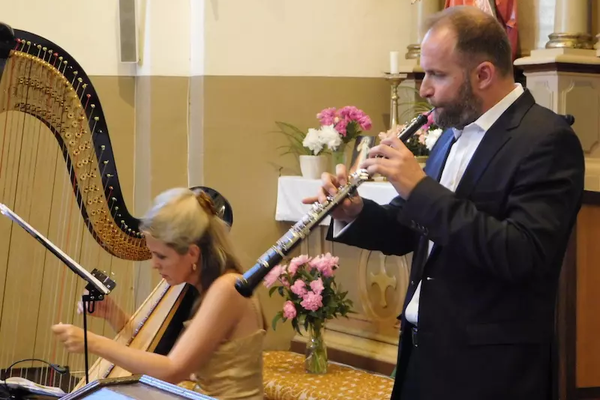 Dialog harfy a hoboje v Třeboni