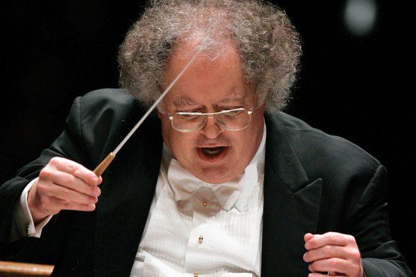 Zemřel James Levine