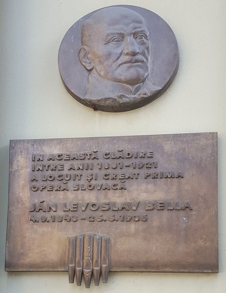 Jan_Levoslav_Bella_plaque_Sibiu.jpg