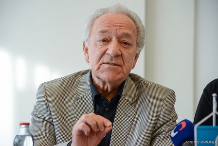 Zemřel ruský dirigent a šéf Petrohradské filharmonie Jurij Těmirkanov