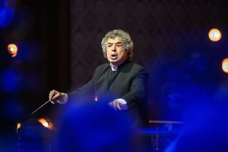 Česká filharmonie se vrací na světová pódia