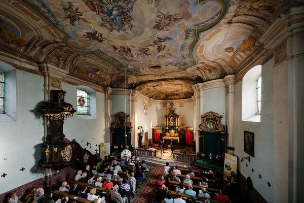 Virtuózní skladby pro trubku a varhany rozezní teplický kostel Panny Marie Pomocné