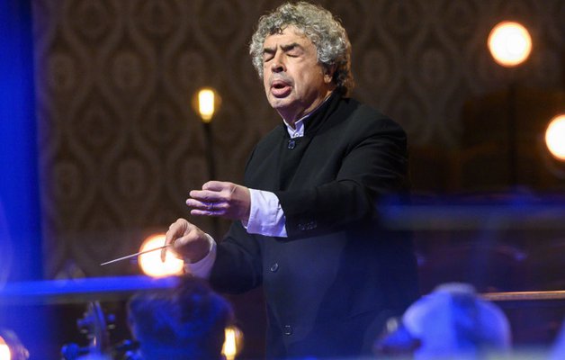 Semjon Byčkov tento týden oslaví 70. narozeniny dvěma Pátými symfoniemi