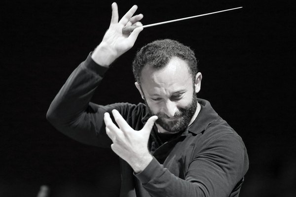 Berlínská filharmonie se v příští sezóně zaměří na Schönberga, Brucknera a téma hrdinství