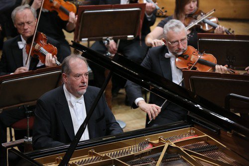 Garrick Ohlsson potěší Dvořákovou hudbou, Ivan Klánský Chopinem