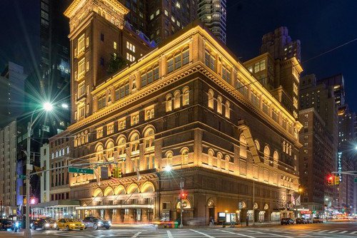 Přes 130 let se píše příběh jedné z nejprestižnějších hudebních adres světa, Carnegie Hall v New Yorku