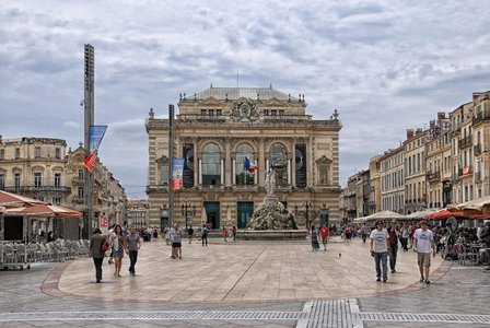 Srdečný pozdrav z Montpellier. Opéra Comique a Corum v Okcitánii