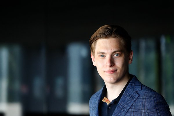 Klaus Mäkelä bude příštím šéfdirigentem Concertgebouw