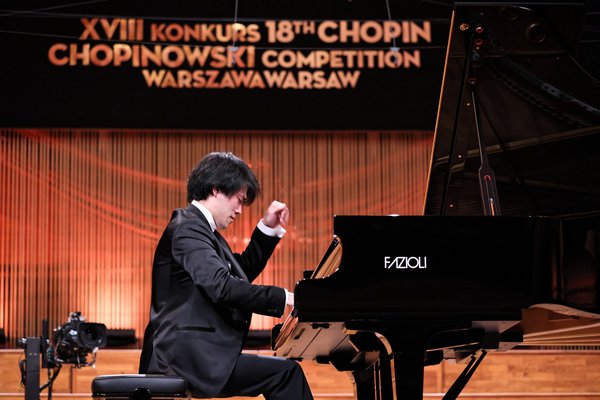 Vítězem Chopinovy soutěže je Kanaďan Bruce Liu