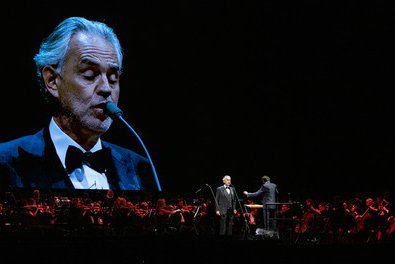 Andrea Bocelli v Praze, slavní hosté na festivalech Pražské jaro, Smetanova Litomyšl i Dvořákova Praha, zajímavé divadelní premiéry a výstavy. Co vše se událo v kultuře v uplynulém roce 2022