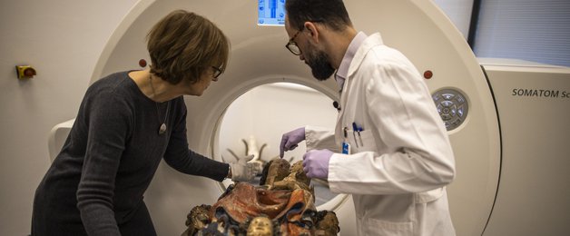 Gotickou madonu zkoumal počítačový tomograf, vědci pořídili její snímky